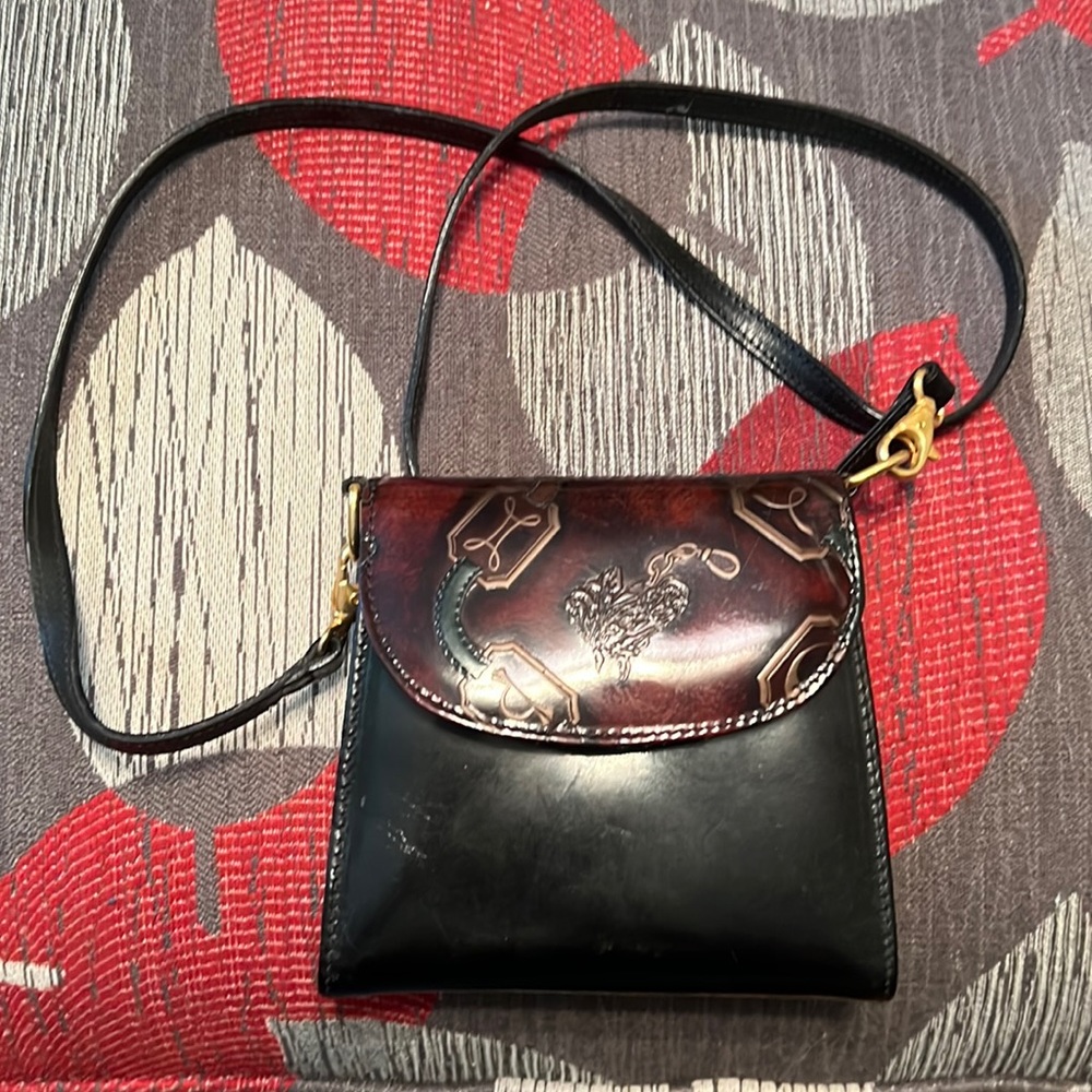 Gorgeous handmade leather bag from Mateus, a high-end maker in Florence, Italy.